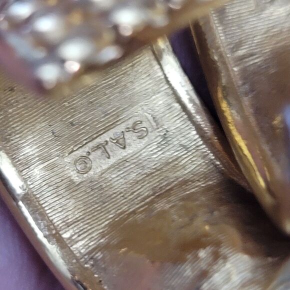 S.A.L VTG Swarovski Purple Crystal Chunky Gold Hoop Earrings - Picture 8 of 8